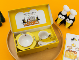 朝食はやっぱり……パン！ 全部揃えたくなる「からすのパンやさん」食器シリーズ登場です♪